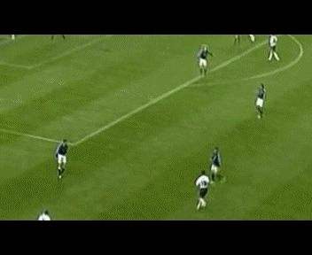 joe cole s amuse  dans stamford bridge